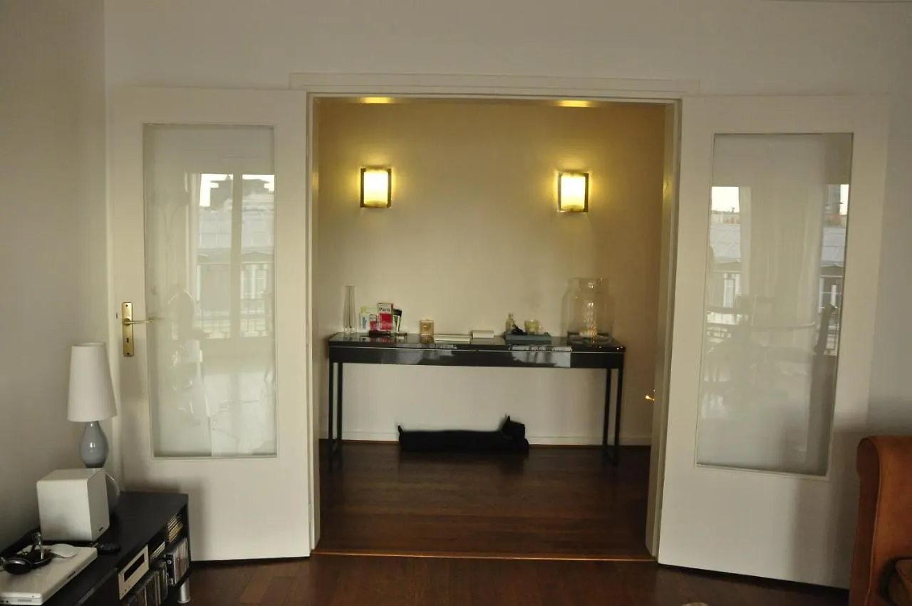 Top Location, Unique Brightness, Space And Comfort For An Unforgettable 公寓 巴黎