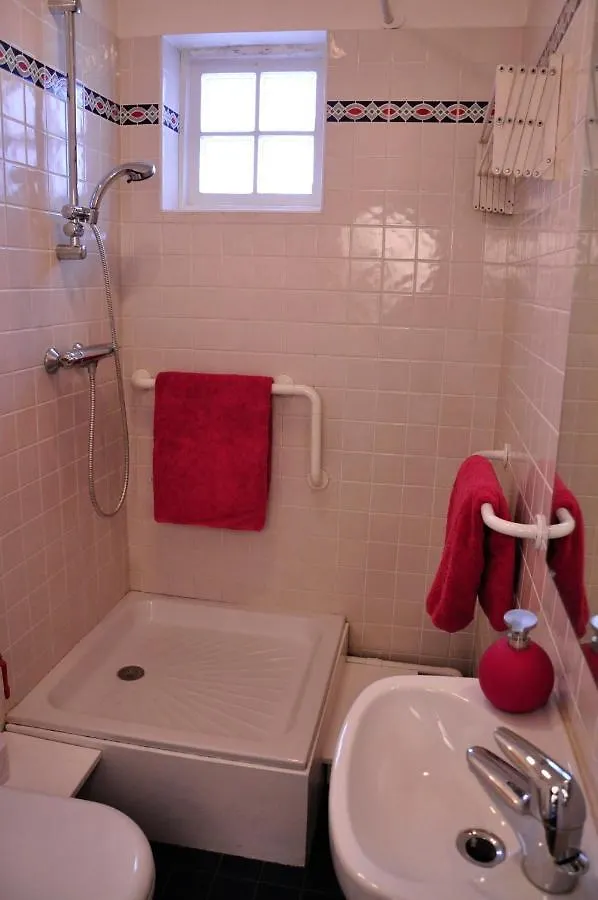 Top Location, Unique Brightness, Space And Comfort For An Unforgettable Apartmán Paříž
